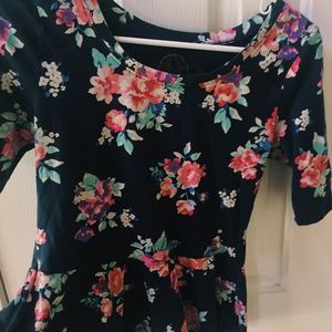 Cute & Soft Floral Peplum Top